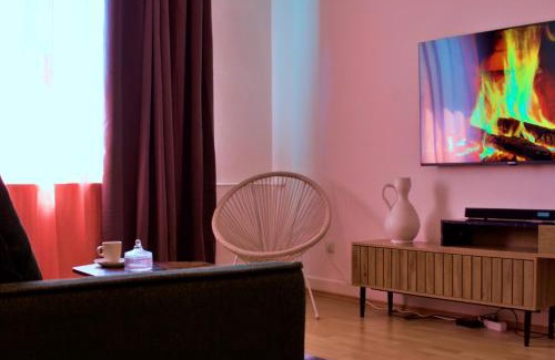Holsterhausen Apartment | 99qm FeWo Uniklinikum-Essen