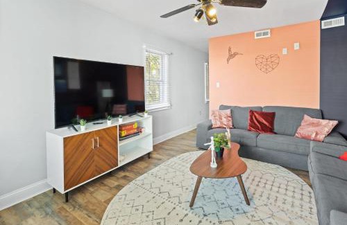 Atlantic City House | 9BR Beach Block House with 13 Beds in Central Atlantic City