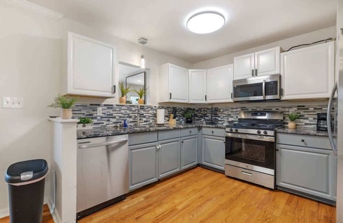 Pittsburgh House | 9Mins to Downtown with PingPong