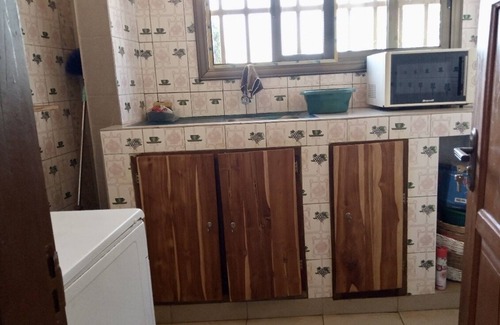 Lome Apartment | A 3 min de Laéroport, apt de 2ch : Confort et Modernité