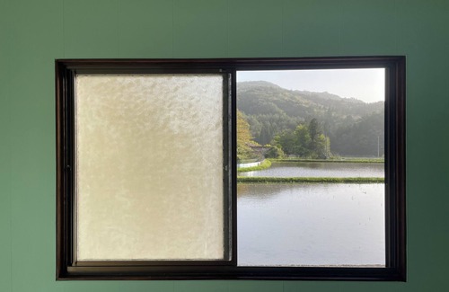 Hagi House | A 45-year-old private home with a family of five and two small dogs, located in a rich natural setting.