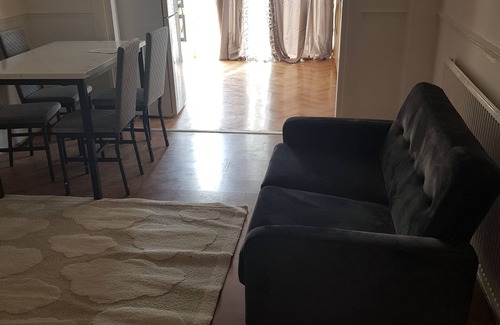 Eastbrook House | A beautiful home for rest