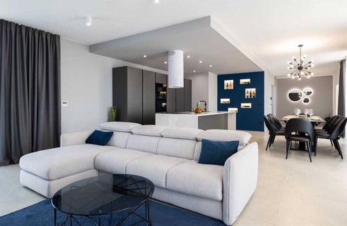 Diminici Villa | A beautiful family villa near Labin with a pool