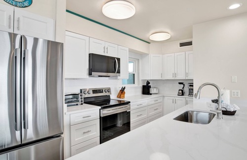 Surf Side Shores House | A Blessing - Pet Friendly - 5 bed, 4 bath home