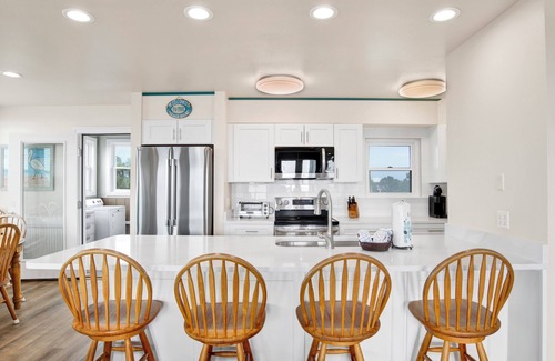 Surf Side Shores House | A Blessing - Pet Friendly - 5 bed, 4 bath home
