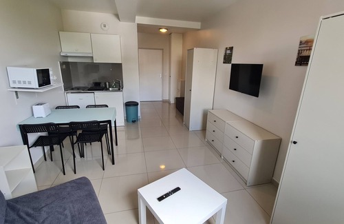 Montfermeil Apartment | "a break. somewhere" Studio for 2 people in Montfermeil