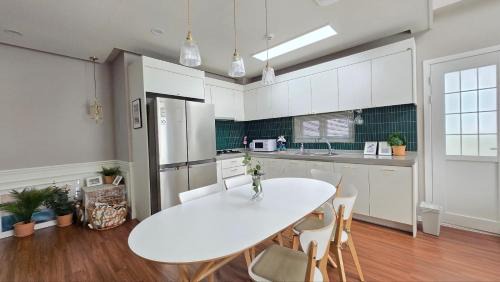Unseo-dong House | A Bridge House 2-C