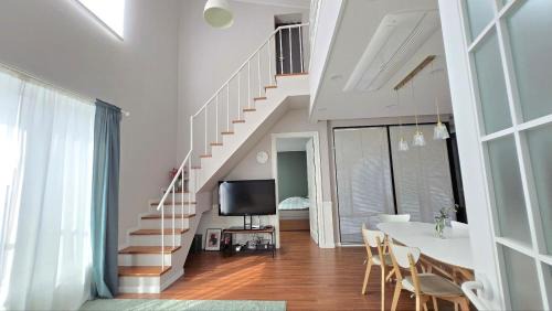 Unseo-dong House | A Bridge House 2-C