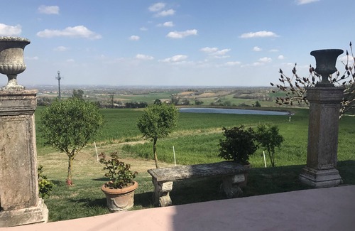 Agazzano Apartment | A Casa di Elli - Apartment in Borgo