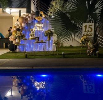 Prive das Caldas House | A Casa Paradisíaca Total Luxuoso Piscina Super Hiper Mega Quente 50 graus Aquecimento Elétrico , Sinuca e 5 Quartos Com Ar Condiconado