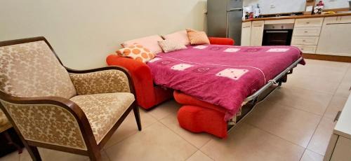 Canosa di Puglia House | A Casa Vostra-casa indipendente con wifi e terrazzo,2 bagni,2 camere a due passi dal centro