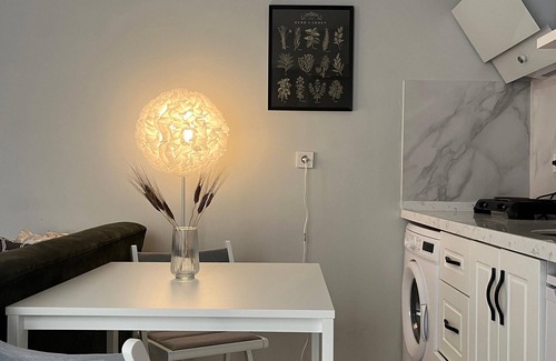 Pera Apartment | A-Chic 1-bedroom apartment with WiFi, AC in vibrant Istanbul