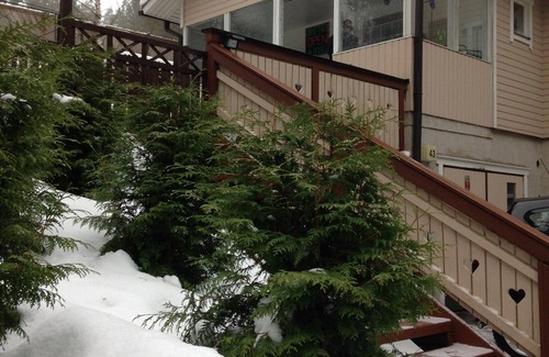 Vantaa Apartment | A COMFORTABLE APARTMENT IN A BIG HOUSE