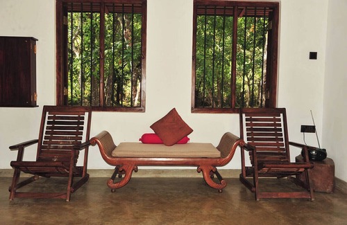Dambulla House | A comfortable bungalow in a village in the jungle