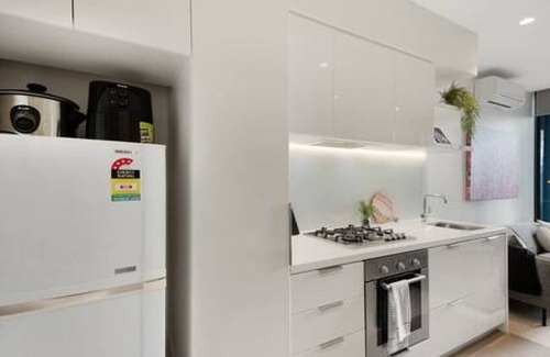 Melbourne Central Business District Apartment | A Cosmopolitan Hub in CBD Centre