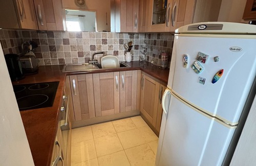 Sunset Crest Condo | A Cozy 1 bedroom 1 bathroom Barbados Vacation Rentals 5 Minutes Walk to Beach