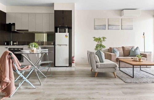 Kensington Apartment | A Cozy Apt Near to Flemington Races, FREE Parking