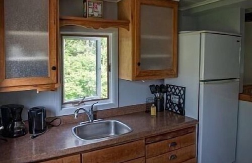 Baddeck Cottage | A cozy place to stay with access to the beach
