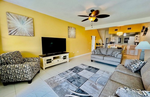 La Grande Princesse Condo | A dip in the warm Caribbean waters or a swim in the Olympic-size pool