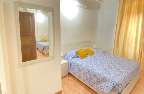 Marta Apartment | A due Minuti a Piedi dal Centro Storico e dal Lungolago