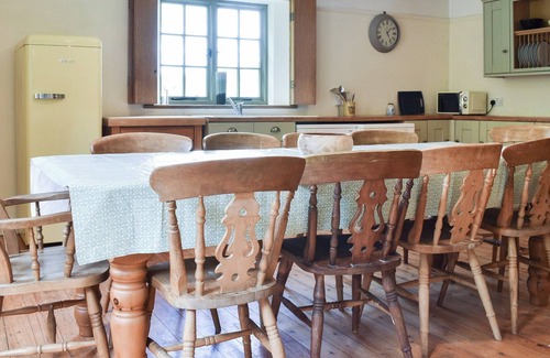 Cerne Abbas Cottage | A fabulously cosy farmhouse just a short walk from the famous Cerne Abbas Giant.