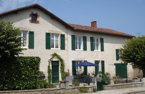 Benest House | A family and quietly located Bed and Breakfast.