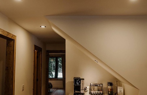 Sunshine Valley Cabin | A-Frame Escape in the Woods Hot Tub Family Friendly