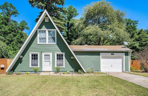 Stevensville Ski Chalet | A-Frame of Mynd