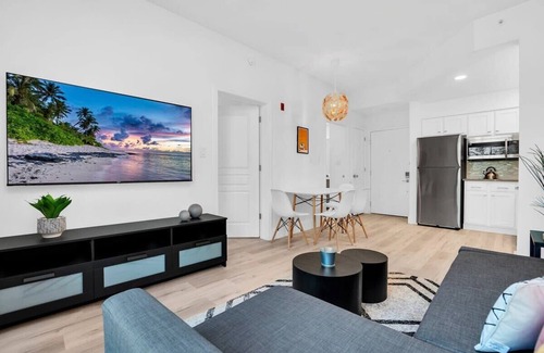 Florida Central Atlantic Coast Apartment | A galaxy 1mile to Disney Springs