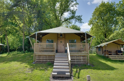 Zeewolde House | A Glamping Lodge with extra sleeping tent