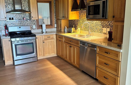 Wabasha House | A golfing getaway with beautiful views of the Mississippi/Chippewa Valley.