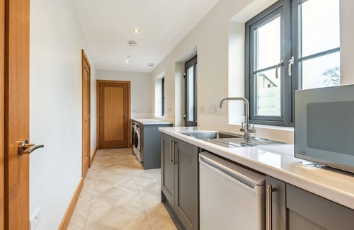 Tregaron Cottage | A gorgeous new build property overlooking the rolling Cambrian Mountains.