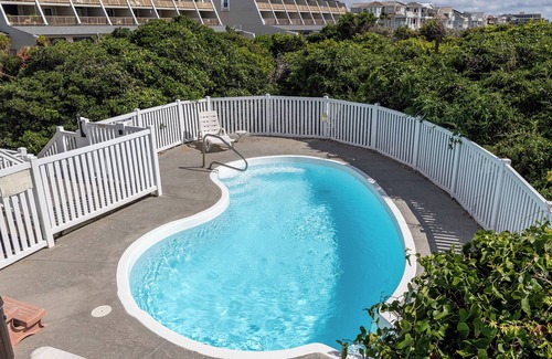 Pine Knoll Shores House | A Gritty Palace - Oceanfront House, 5BR, 4.5BA, Pine Knoll Shores