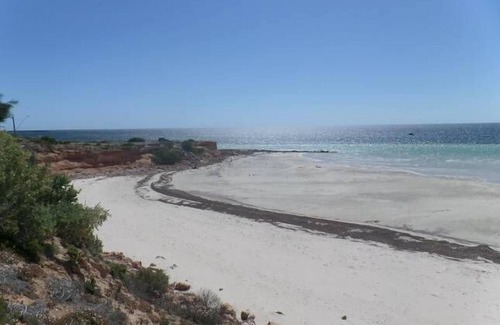 Moonta Bay House | A house on the Beach