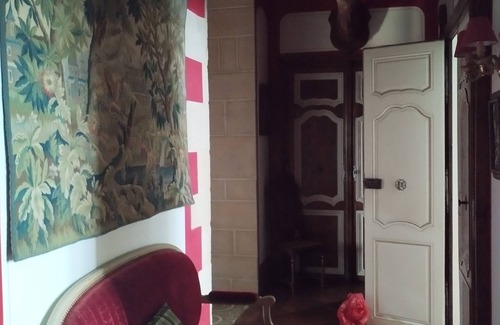 Chalon-sur-Saone Apartment | A journey through time in the heart of the city