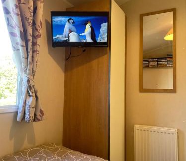Ayr Resort | A&L Holiday Home Craigtara