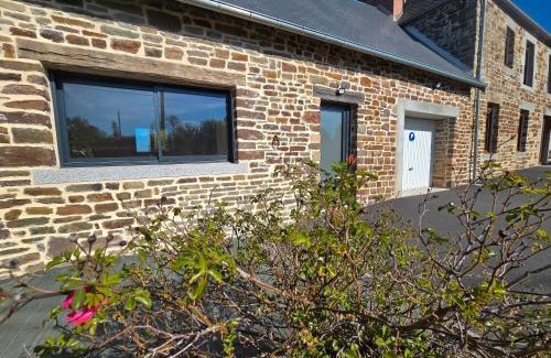 Folligny House | A la folie