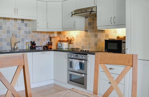 Castle Douglas Cottage | A lovely detached cottage with beautiful views in a peaceful location.