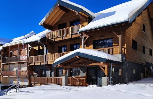 Saint-Francois-Longchamp Ski Chalet | A luxury chalet at the foot of the slopes