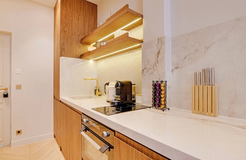 Madeleine Apartment | A Luxurious 2-BR/2BA with Services in La Madeleine - Opéra