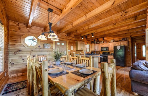 Townsend Cabin | A Majestic View III