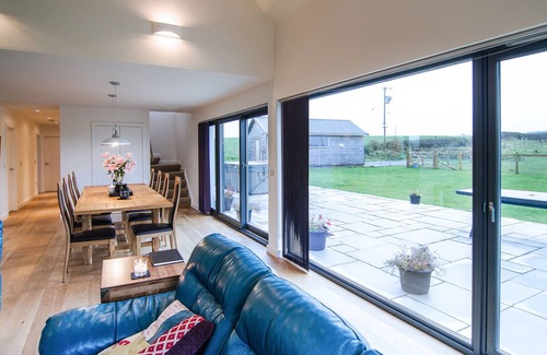 Castle Douglas House | A modern house designed by award winning architects Hebridean Homes.