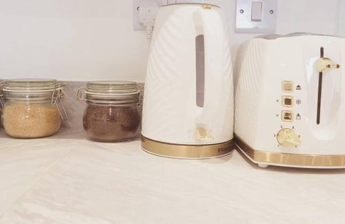 West Thurrock Apartment | A new, stylish apartment in the heart of West Thurrock, Lakeside. nn