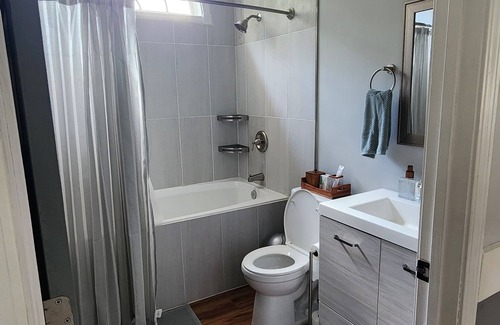 Douglasville Bed & Breakfast | A peaceful oasis 5 minutes from Foxhall Resort and 30 minutes to the airport.