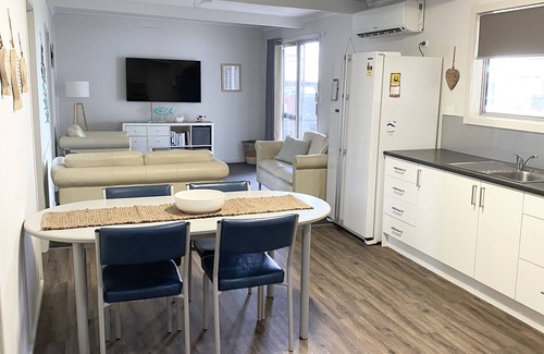 North Beach House | A peaceful shack only minutes from the beach, great for the whole family!