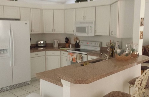 South Bradenton Villa | A perfect location, lakeside home ,private heated pool, very close to beaches