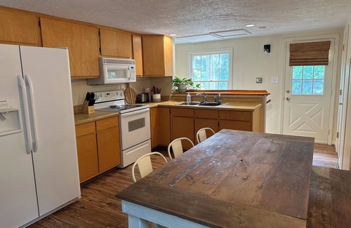 Penhook House | A PERFECT LOCATION! Sloping lot, mountain view, and great cove!