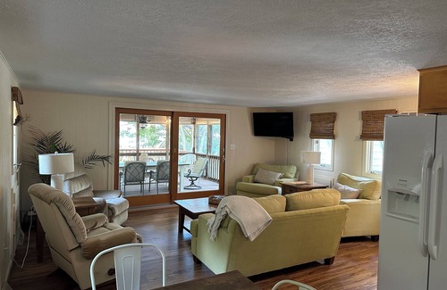 Penhook House | A PERFECT LOCATION! Sloping lot, mountain view, and great cove!