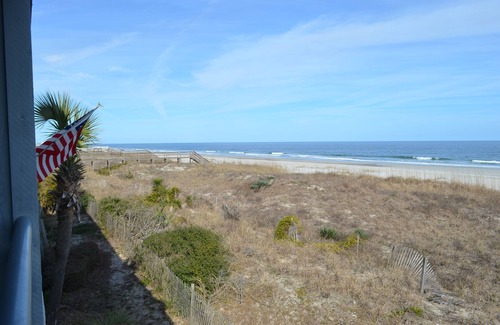Murrells Inlet Condo | A Place at the Beach II 2H - Ocean Front in Garden City Beach