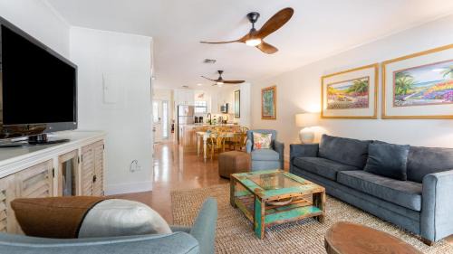 Bahama Village House | A Place In Paradise by AvantStay Key West Walkable w Shared Pool Week Long Stays Only